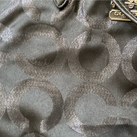 Coach Mia Signature Tote Purse Black with Wristlet - Picture 3 of 7